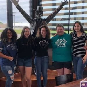 Meet your Posher, Catherine